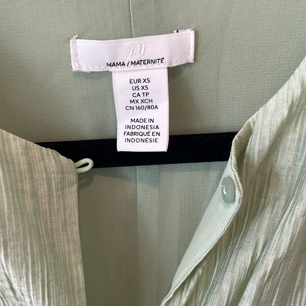 H&M Light Green Crinkled Dress Mama - Picture 5 of 8